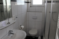 Badezimmer 2